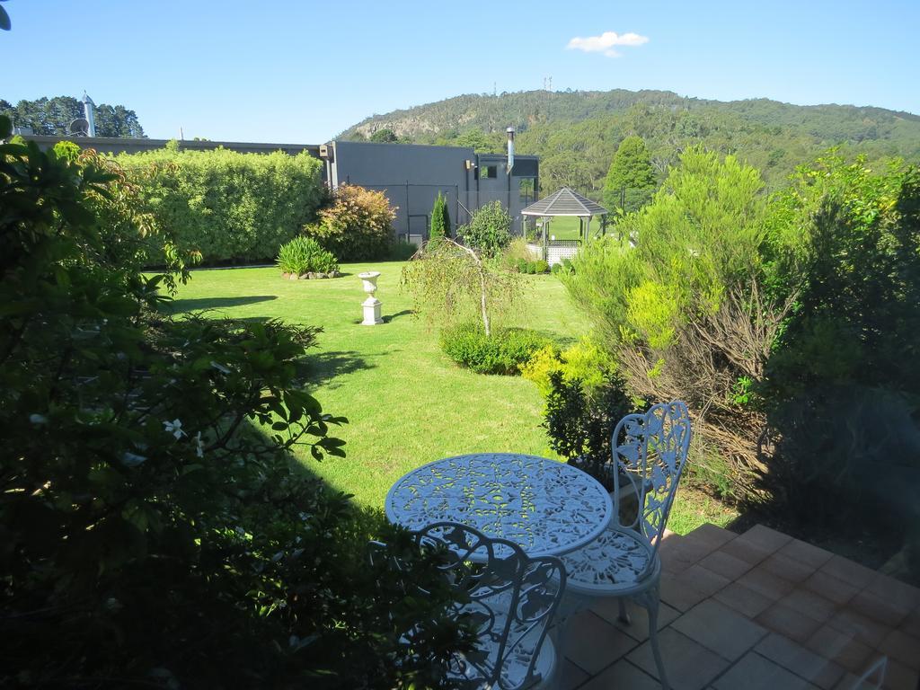 Golfview Lodge Bowral Room photo